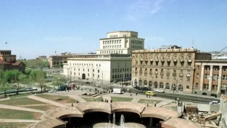 The Complex Adjacent to the Republic Square Metro Station is Being Renovated with Exactly the Same Materials, Design, and Dimensions