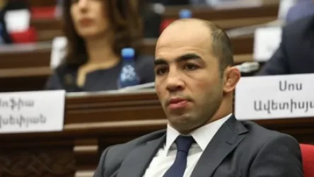 Դե հիմա պատկերացրեք, թե ինչեր են խոսում, ինչպես են ծաղրում հայ ազգին, երբ հավաքվում են իրենք իրենցով. Ջուլֆալակյան