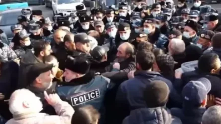 ՏԵՍԱՆՅՈՒԹ.  Գերիների և անհետ կորածների հարազատների և ոստիկանների միջև քաշքշուք սկսվեց