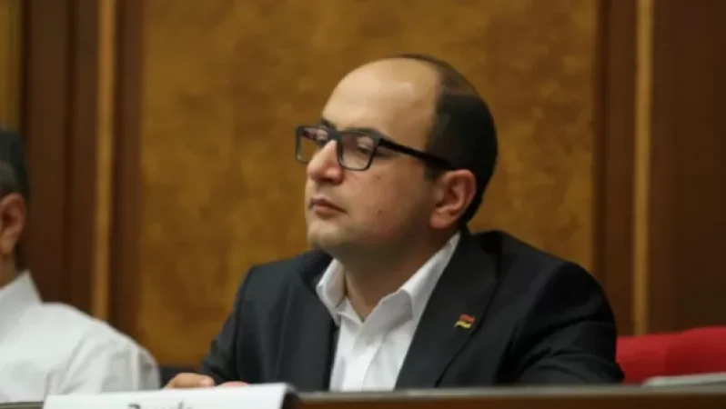 «Պսակներով, անեծքներով և ֆեյքերով եկածը, վաղ թե ուշ, այդպես էլ գնալու է». Հայկ Մամիջանյան