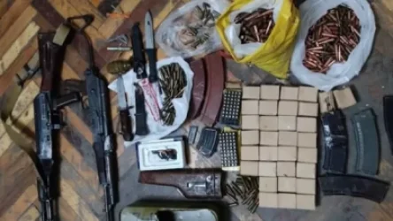 ՏԵՍԱՆՅՈՒԹ. 19-ամյա երիտասարդի տանն ու մեքենաներում մի ողջ զինանոց է հայտնաբերվել