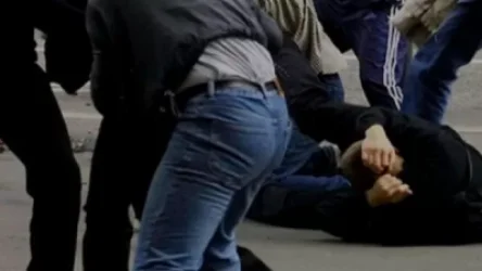 Հայտնի գործարարի որդին կասկածվում է քաղաքացուն ծեծելու, այդ թվում՝ զենքի կոթով հարվածներ հասցնելու մեջ