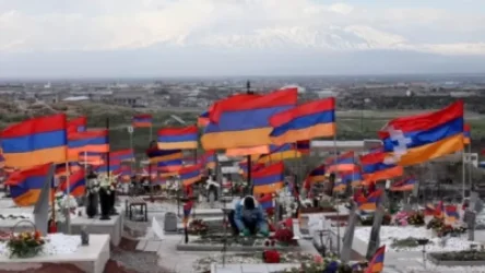 Ավճար ավտոբուսներ դեպի Եռաբլուր. Արցախի պետական նախարարի հայտարարությունը