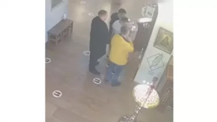 ՏԵՍԱՆՅՈՒԹ. Մոսկվայում խարդախների խումբը «աղոթելով և խաչակնքվելով» եկեղեցիներ է թալանել