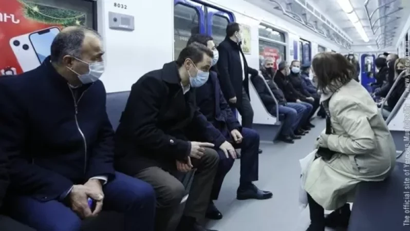 Ամբողջությամբ հիմնանորոգված ու արդիականացված 3 վագոն՝  մետրոպոլիտենին