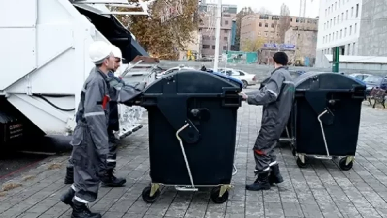 Աղբահանության ոլորտի աշխատակիցները շահագործվում են, անգամ լվացվելու տեղ չունեն. Արթուր Բաբայան