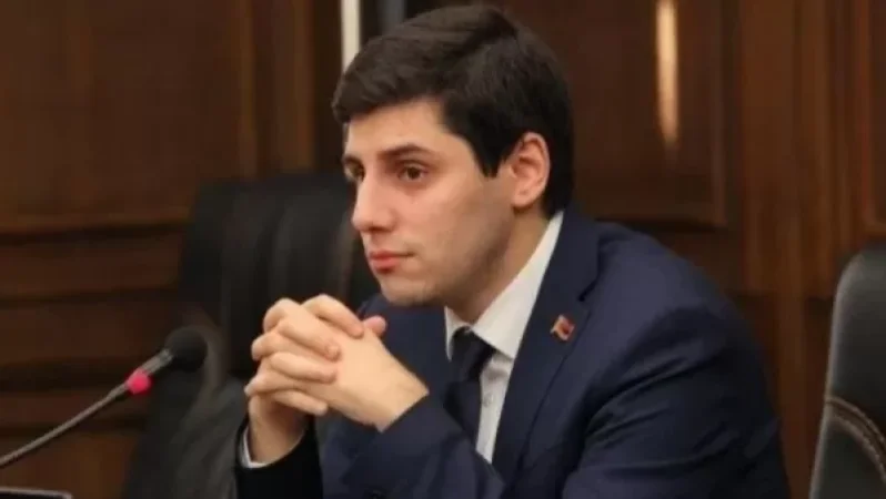 Ինչու է ազատվել փոխնախարարը. «Հրապարակ»