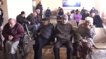 «Ո՞ւր գնանք էս ձյուն-ձմեռնոցով». Վարդաշենի անօթևանների կացարանի բնակիչներին մեկ օր ժամանակ են տվել