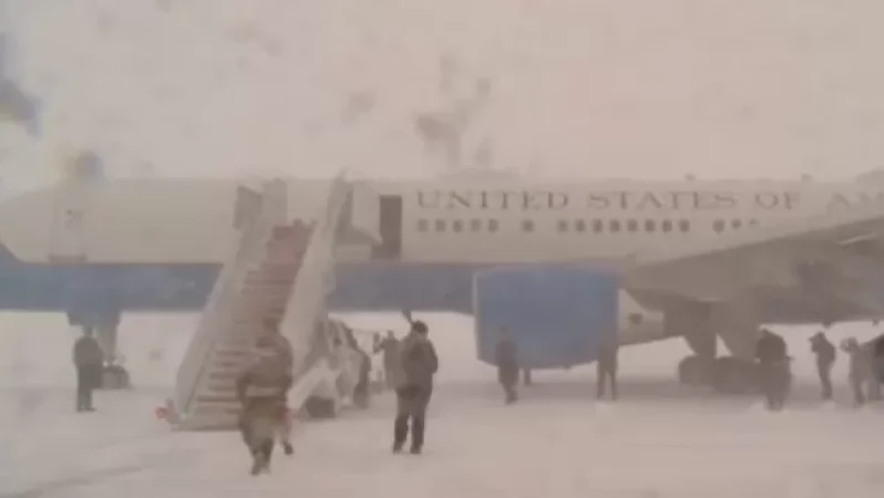 VIDEO: Biden's Plane Lands in Washington Amid Major Snowstorm