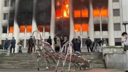 Ղազախստանում ցուցարարները պատանդ են վերցրել լրագրողներից մեկին