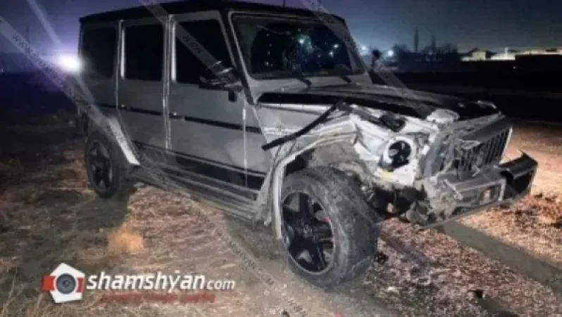Խոշոր ավտովթար․ Բախվել են Mercedes G-ն ու 07-ը. վերջինս կողաշրջվել է, կան վիրավորներ