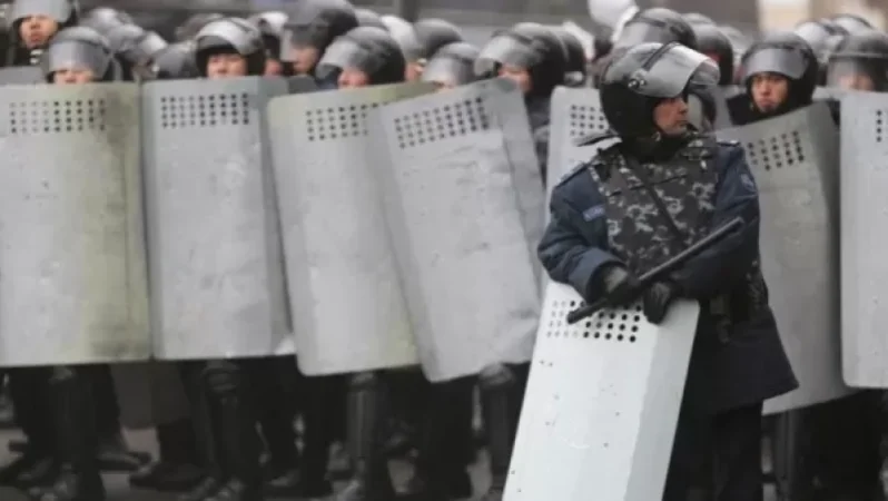 Ովքեր հրաժարվեն վայր դնել զենքերը, կոչնչացվեն. Ղազախստանի ՆԳ նախարարության հայտարարությունը