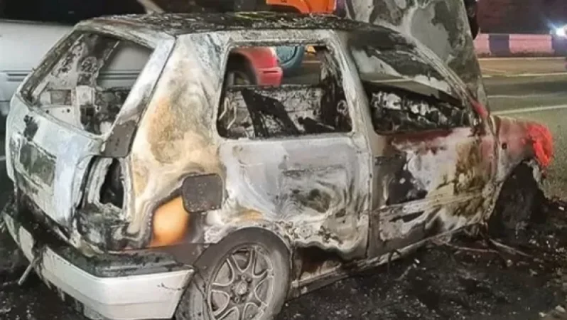 Ամերիկյան դեսպանատան մոտ ավտոմեքենան հրդեհվել է