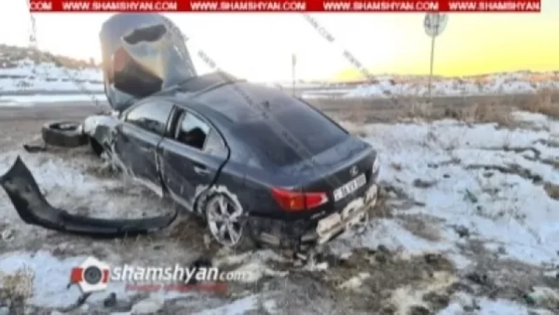 Արագածոտնում Հնդկաստանի 26-ամյա քաղաքացին Lexus-ով հայտնվել է դաշտում․ 5 հնդիկ հոսպիտալացվել է