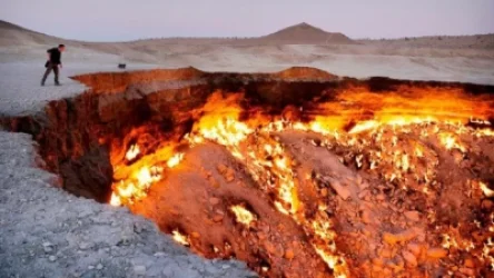 Թուրքմենստանի նախագահը հանձնարարել է մարել ավելի քան 50 տարի վառվող «Դժոխքի դարպասներ» խառնարանը