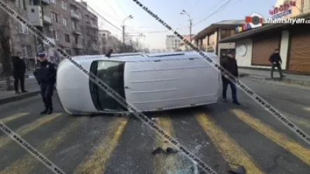 Ավտովթար՝ Երևանում․ Opel-ը կողաշրջվել է