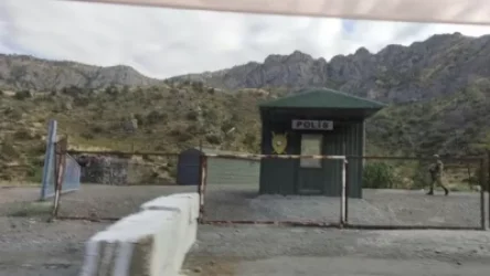 Լուսանկար. Հայ գործարարներն Իրան գնալու համար ադրբեջանցիներին մաքսատուրք են վճարում. «Ժողովուրդ»