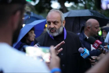 Մարդիկ հասկանում են, թե ինչպես են այս ամբողջ ընթացքում ստի մեջ ապրել. Բագրատ սրբազան