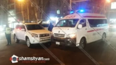 Հիվանդին տեղափոխող շտապօգնության մեքենան վթարի է ենթարկվել