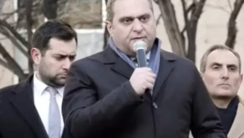 Ապահովագրականից ասել են՝ փորձարկման փուլում գտնվող պատվաստանյութից է մահացել. ինչ է պատմում իրավաբանը