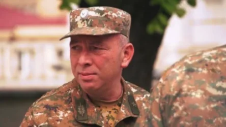 Օգանովսկու որդուն Սարյան փողոցում ոստիկանները պառկեցրել են գետնին, քաշել մազերից