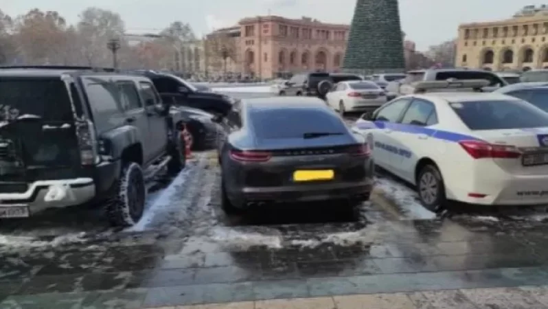 Ում է սպասարկում բրիտանական պետհամարանիշներով, կառավարության շենքի մոտ կայանած այդ թանկարժեք ավտոմեքենան․  Էդգար Ղազարյան