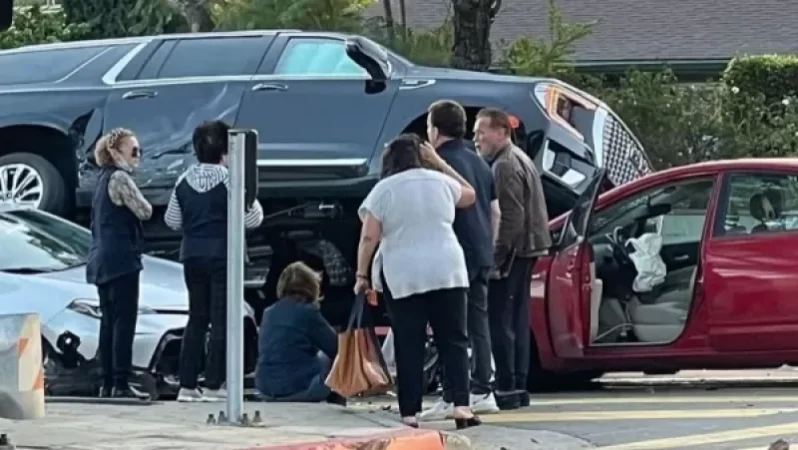 Առնոլդ Շվարցենեգերը վթարի է ենթարկվել. նրա արտաճանապարհային մեքենան հայտնվել է մյուս մեքենայի տանիքին