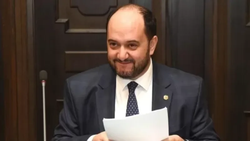 Հրաչյա Հակոբյանը` Արայիկ Հարությունյանին նախագահ նշանակելու մասին