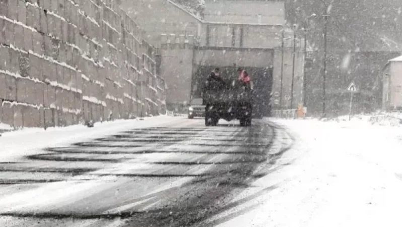 Որոշ մարզերում ձյուն է տեղում, կան դժվարանցանելի ճանապարհներ