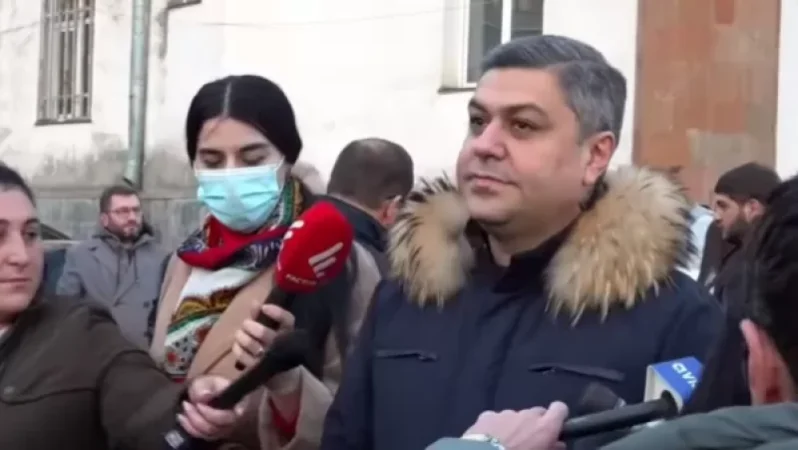 Իշխանությունը «բռնաբարում է» իրավական դաշտը․ Արթուր Վանեցյան