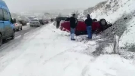 ՏԵՍԱՆՅՈՒԹ. Խոշոր և շղթայական ավտովթար «Արծվի թևեր» չհասած. ինչ իրավիճակ է դեպի Երևան եկող մայրուղուն