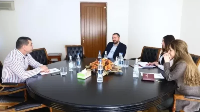 Շաբաթ առավոտը սկսվեց գործարարների հետ հանդիպումներով. Էկոնոմիկայի նախարար  Վահան Քերոբյան