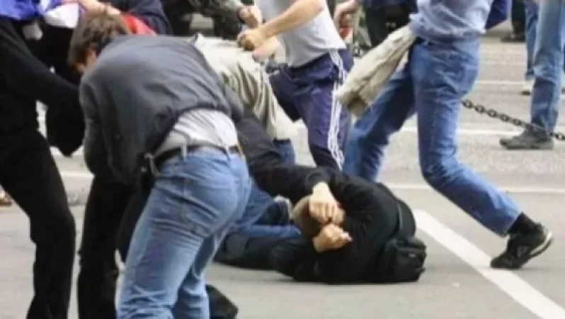 Վիճաբանություն-ծեծկռտուք Երևանում. կան բերման ենթարկվածներ. Shamshyan .com