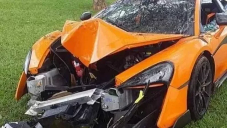 Ֆուտբոլիստը վթարի է ենթարկվել՝ ջարդելով 600 հազար եվրո արժողությամբ մեքենան