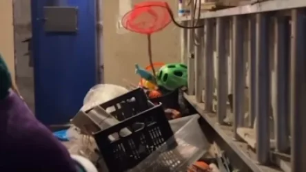 ՏԵՍԱՆՅՈՒԹ. Կիևի շրջանի Բուչա քաղաքի բնակիչները` ապաստարանում. լսելի են ուժգին պայթյունի ձայներ