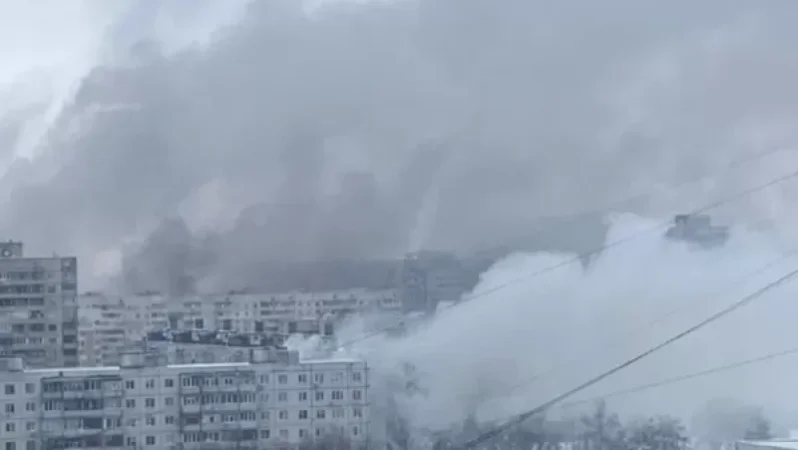 Լուսանկարներ․ Խարկովը ծխի մեջ․ բնակելի շենքերը կրկին գնդակոծվել են