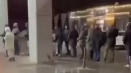 ՏԵՍԱՆՅՈՒԹ․ Մոսկվա․ հերթ` բանկոմատի մոտ