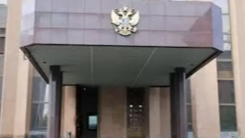 Հայաստանում Ռուսաստանի դեսպանությունը՝ Գրիբոյեդովի արձանի պղծուման մասին