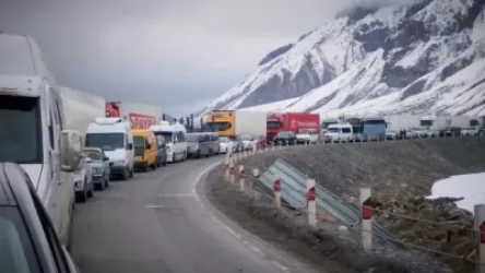 Լարսը կրկին փակ է
