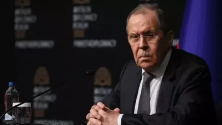 Մոսկվան դադարեցնում է Կիևի ութամյա պատերազմը․ Լավրով