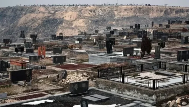 Գյումրիում շանը թաղել են մոր գերեզմանի վրա․ գործն ընկել է ոստիկանություն. aravot. am