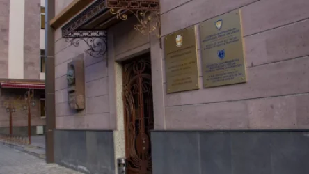 Կենտրոնի բաժնում փաստաբանը ոստիկանների և պարեկների կողմից բռնության է ենթարկվել․ Փաստաբանների պալատ