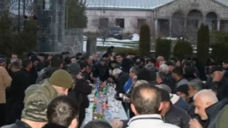 Գորիսում շարունակում են տոնել Առուշ Առուշանյանի ազատ արձակվելը. News. am