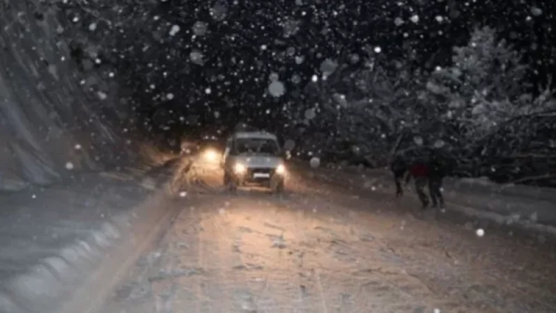 Ապարանում, Արագած գյուղում, Ջերմուկում ձյուն է տեղում. ԱԻՆ