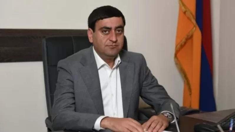 Փոքր համայնք, ճոխ մեքենա. Մեծամորի համայնքապետը որոշել է շքեղ ծառայողական մեքենա ձեռք բերել․ «Հրապարակ»