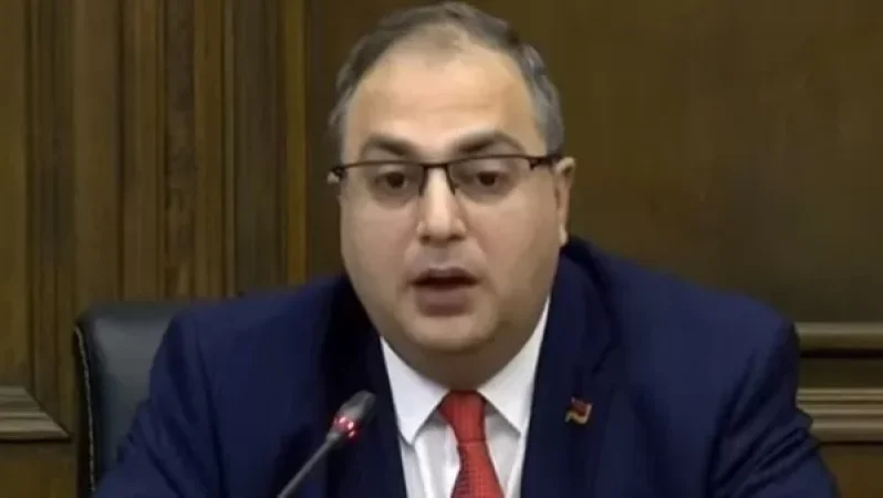 Դիվանագիտության մեջ պետք է փորձել պատասխանները գտնել տողերի արանքում. Վարդանյանը` բանակցությունների մասին