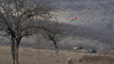 Թաղավարդում նույն վիճակն է․ ադրբեջանցիները հայերենով հնչեցնում են գյուղը լքելու կոչեր, երգեր՝ ադրբեջաներենով