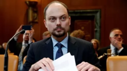 Քաղաքական գործիչ Վլադիմիր Կարա-Մուրզան ձերբակալվել է Մոսկվայում՝ իր տան մոտ