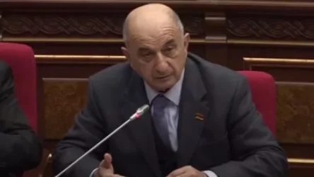ՏԵՍԱՆՅՈՒԹ. «Ղարաբաղի կառավարության կազմում մարդիկ կան, որ ամեն Աստծո օր վտանգում են Ղարաբաղն ու Հայաստանը». պատգամավոր