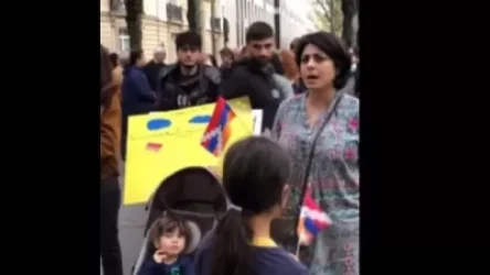 ՏԵՍԱՆՅՈՒԹ․ Ֆրանսիայում Ադրբեջանի դեսպանատան դիմաց բողոքի ակցիա` ի պաշտպանություն Արցախի